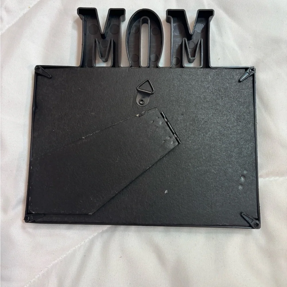 Special Moments Black MOM Photo Frame for 4 X 6 picture